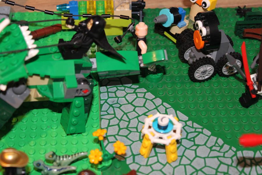 Szörnyinvázió Lego City ellen