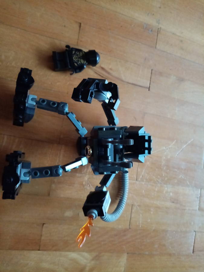 Robot páncél 