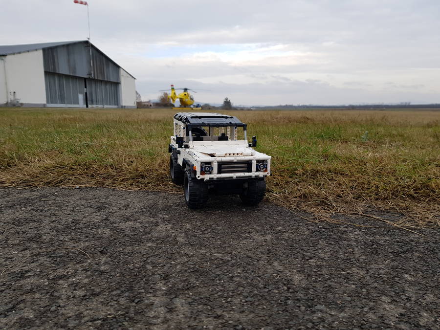 Land Rover Defender