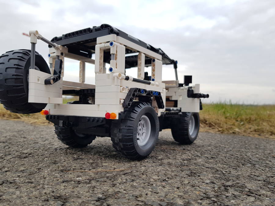 Land Rover Defender