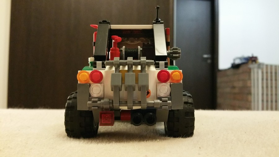 Kaland járművek semi-MOC