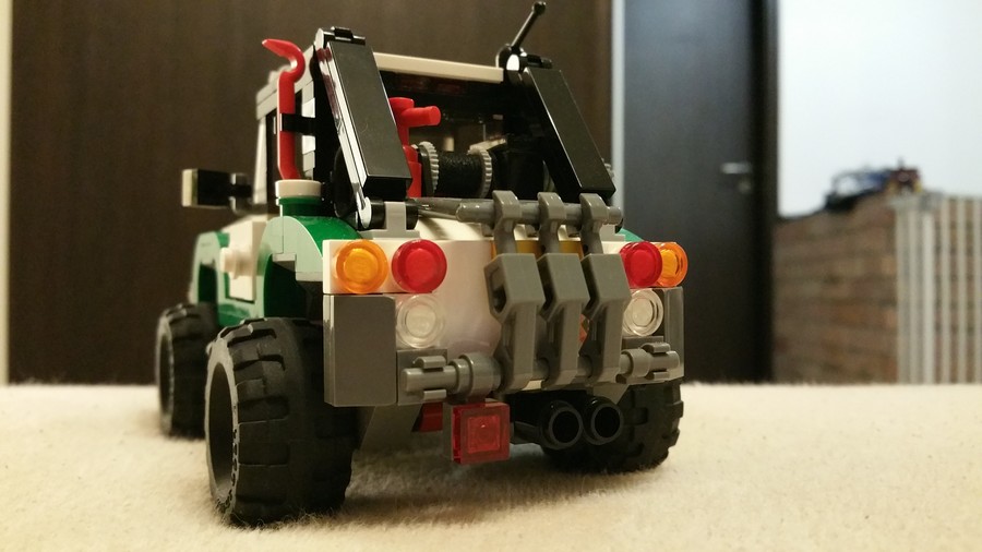 Kaland járművek semi-MOC