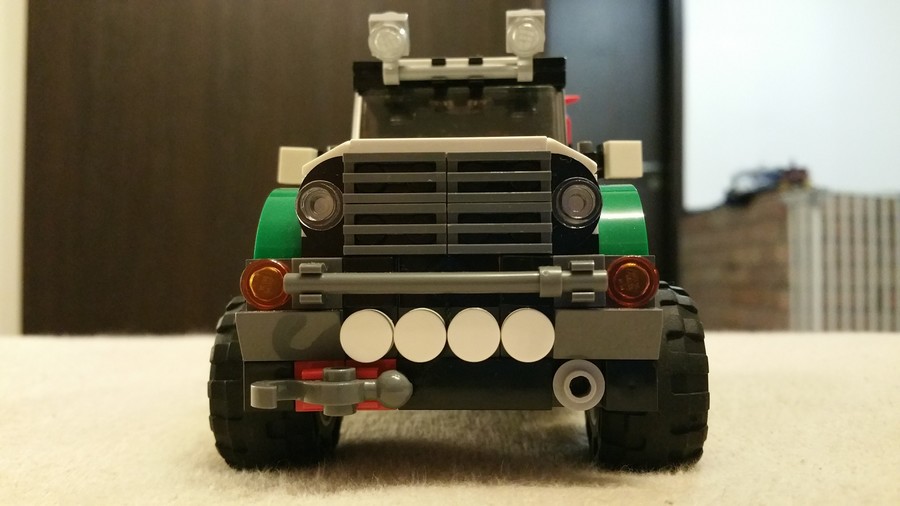 Kaland járművek semi-MOC