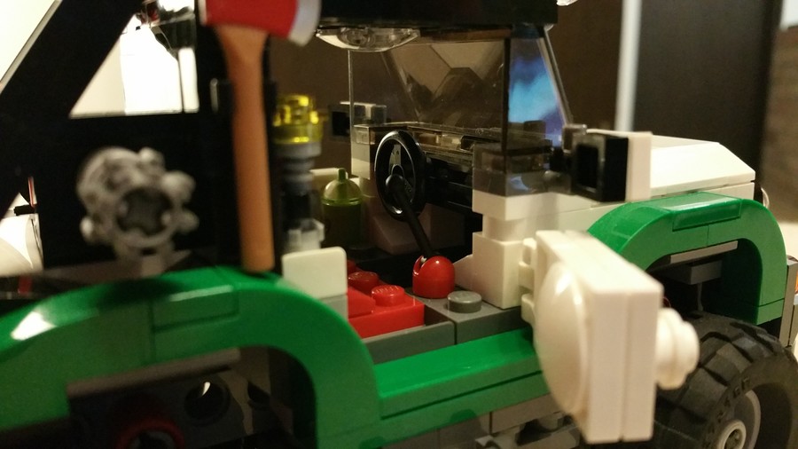 Kaland járművek semi-MOC