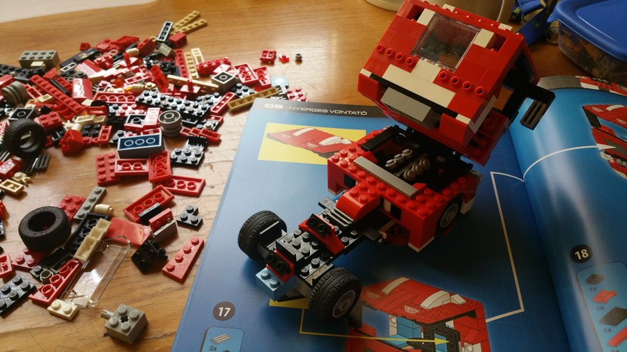 Lego építők könyve
