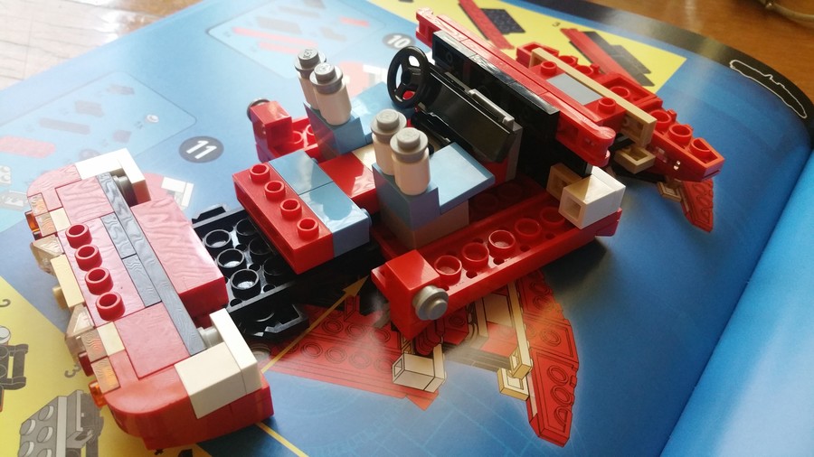 LEGO építők könyve kabrió