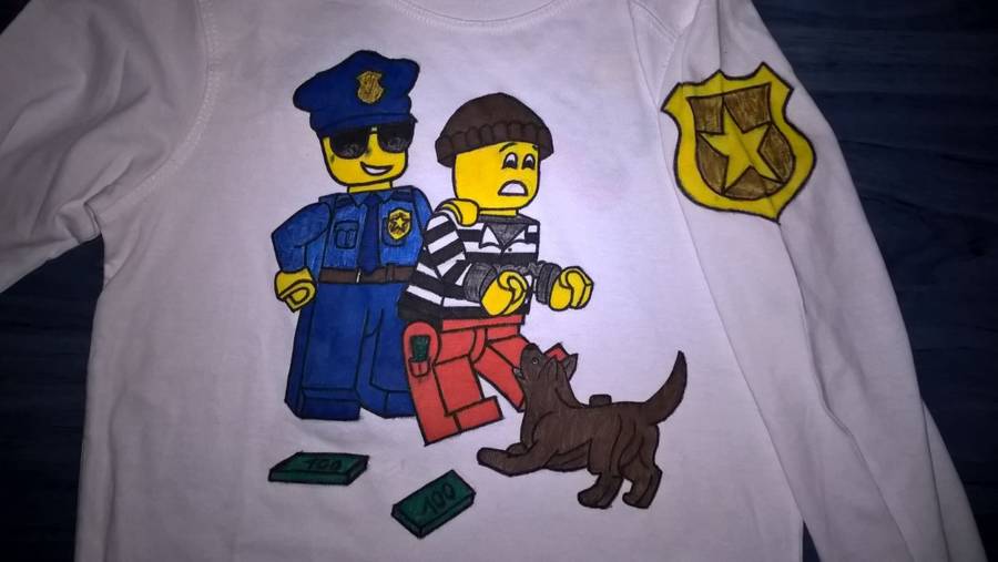 Saját tervezésű rendőr kamion