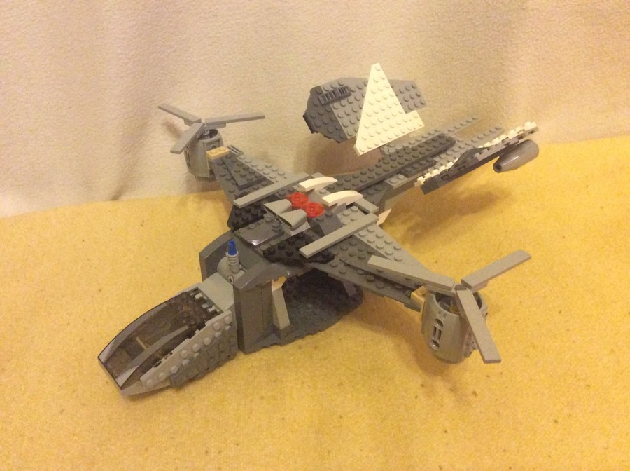 Lego Falcon