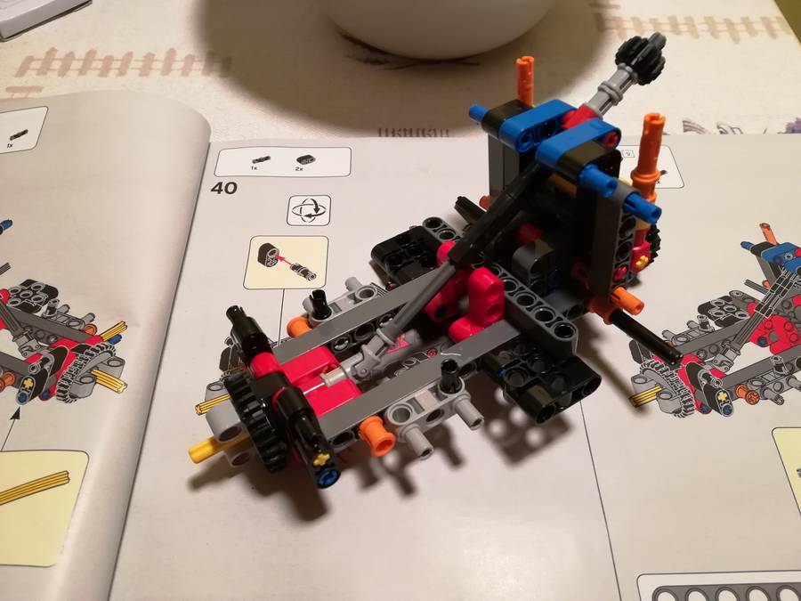 LEGO® 42122