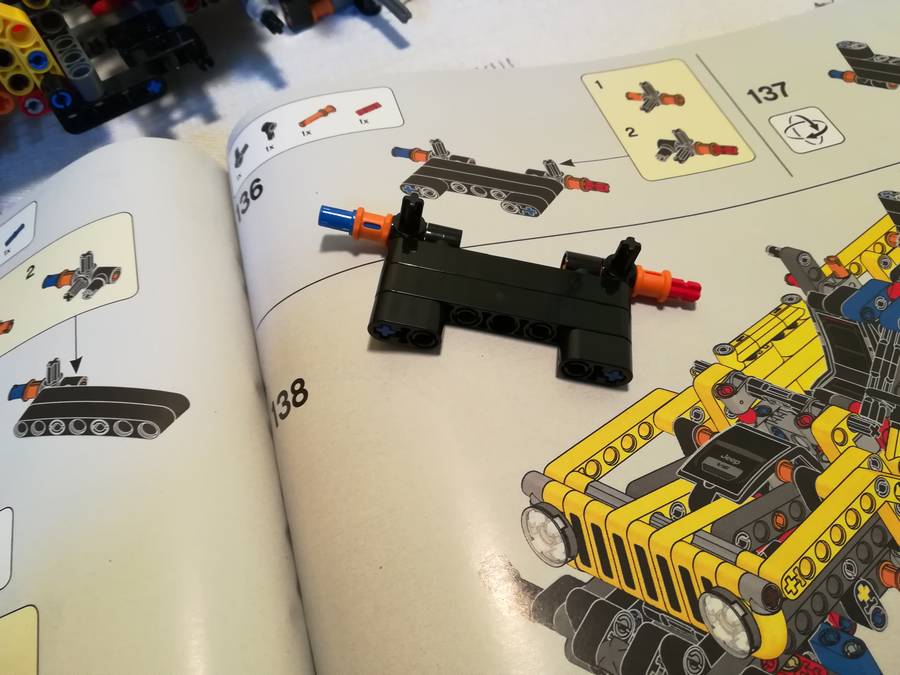 LEGO® 42122