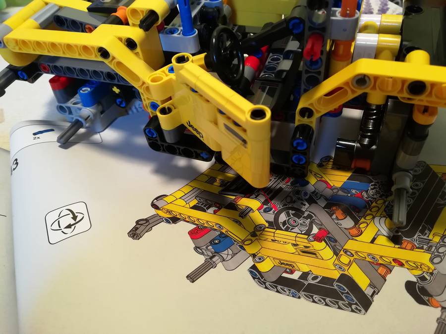 LEGO® 42122