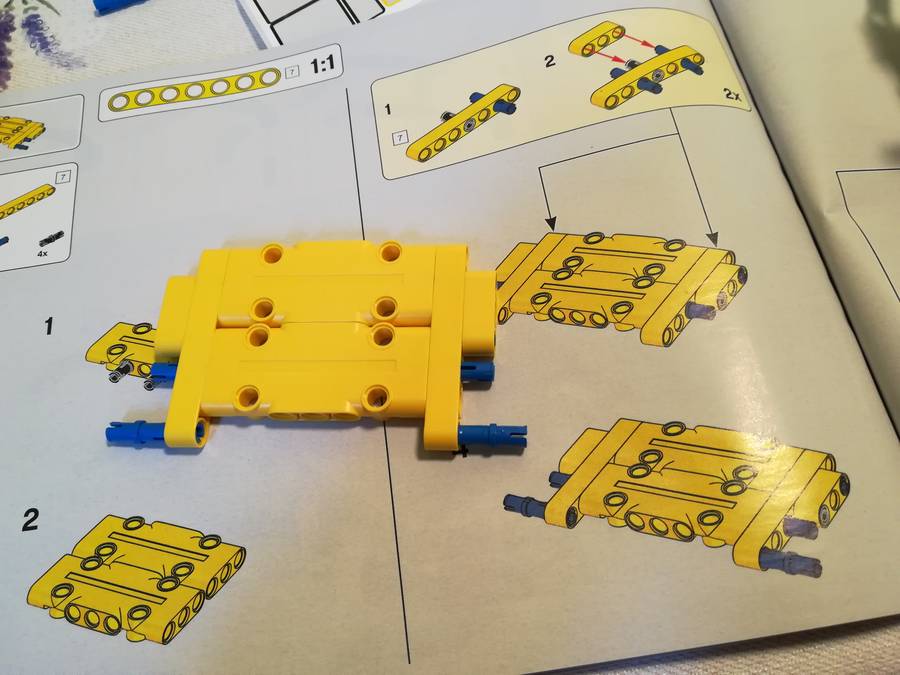LEGO® 42122