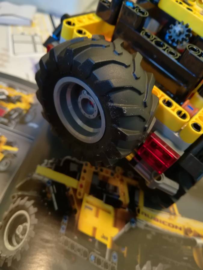 LEGO® 42122