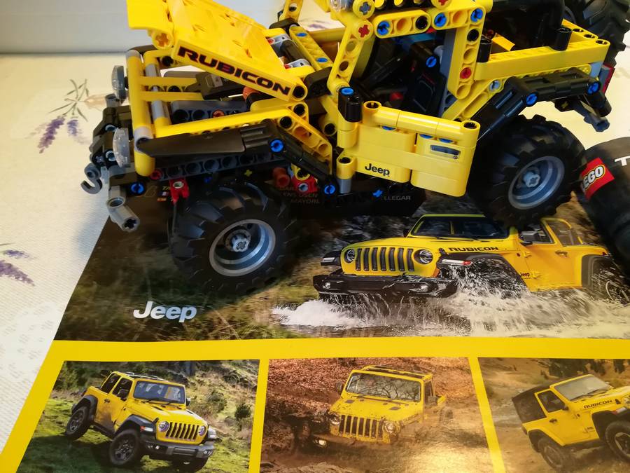 LEGO® 42122