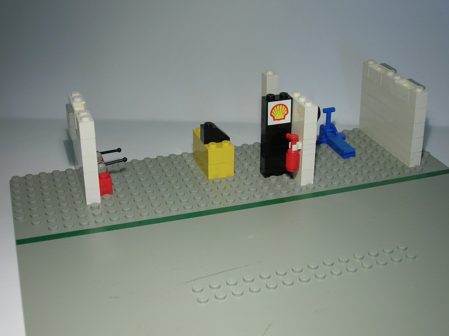 Shell Service Station