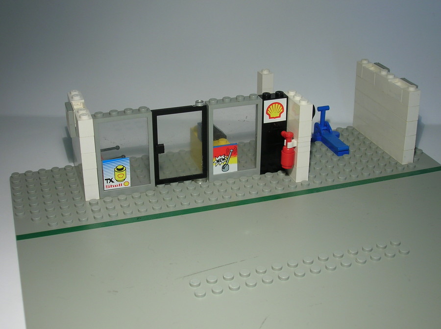 Shell Service Station