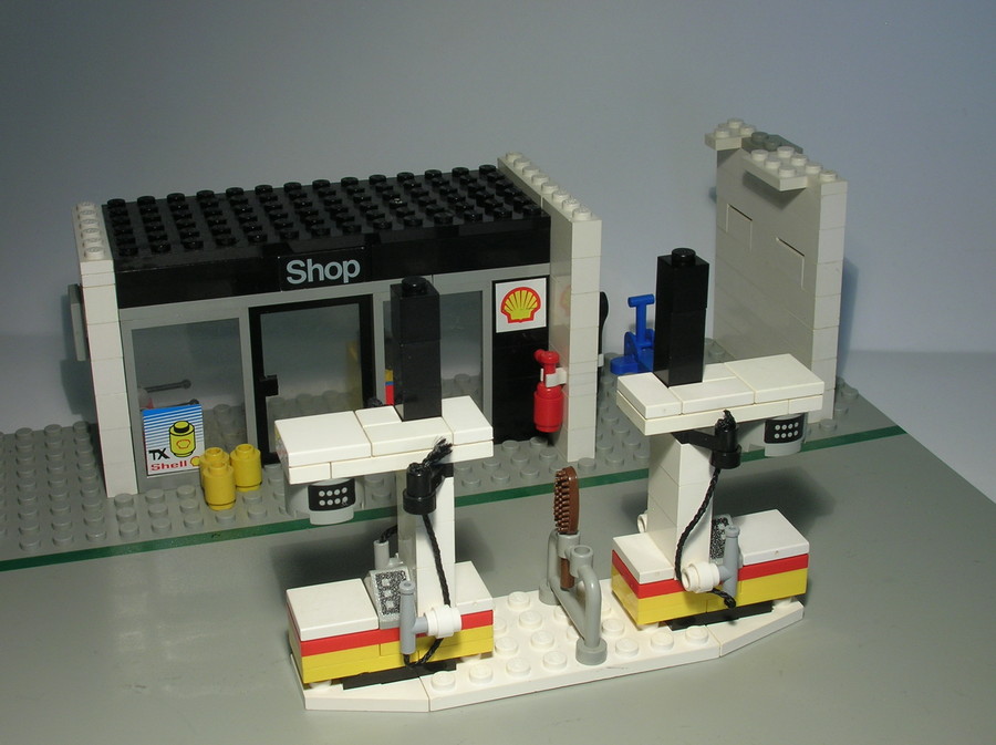 Shell Service Station