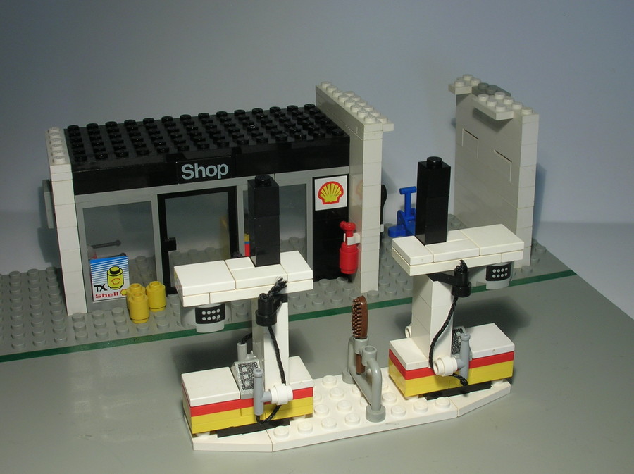 Shell Service Station
