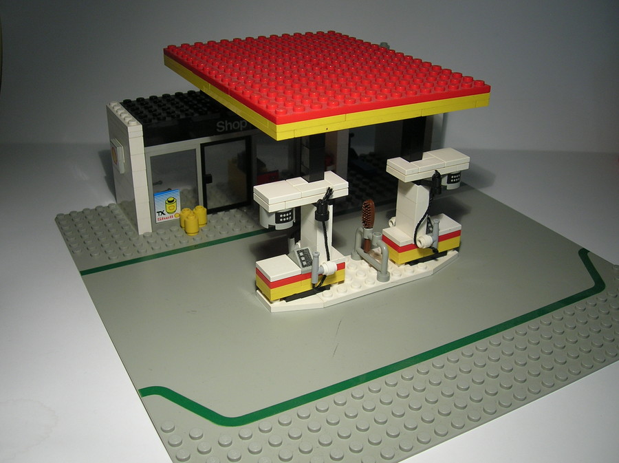 Shell Service Station