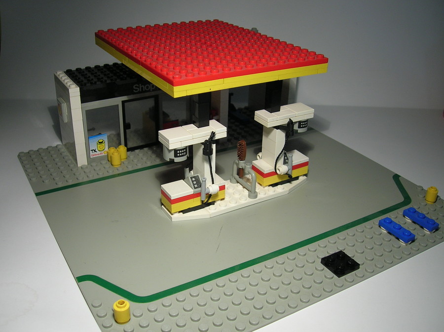 Shell Service Station