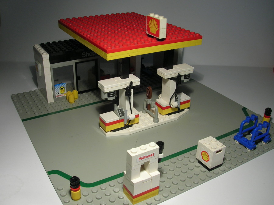 Shell Service Station