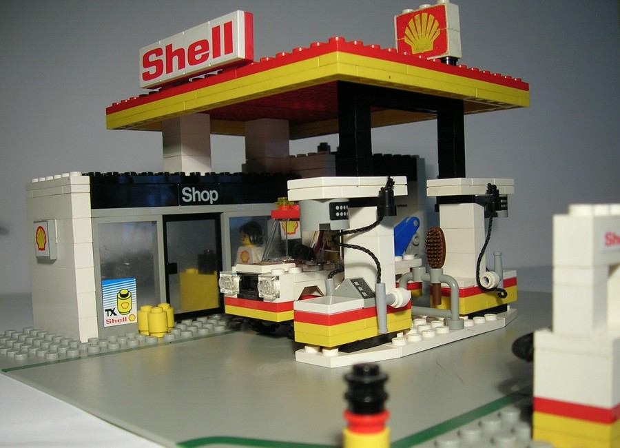 Shell Service Station