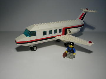 6368-Jet airliner