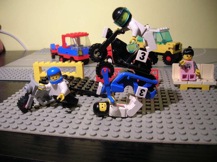 Extreme Trial bikers