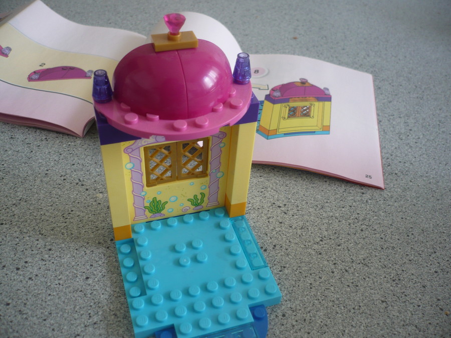 Lego Junior Ariel delfines hintója