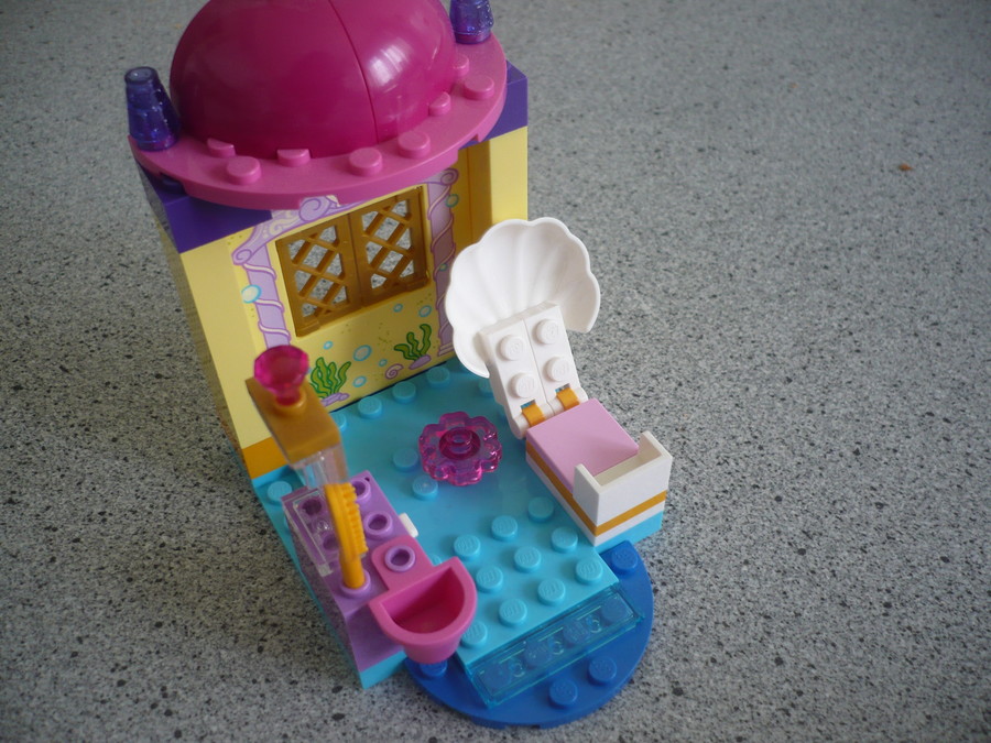 Lego Junior Ariel delfines hintója
