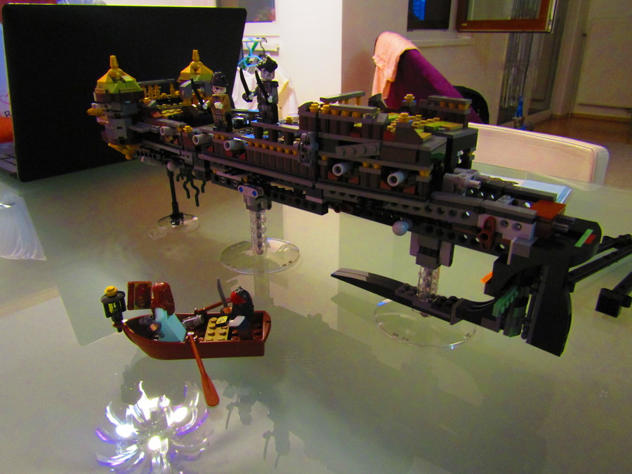 71042 Silent Mary