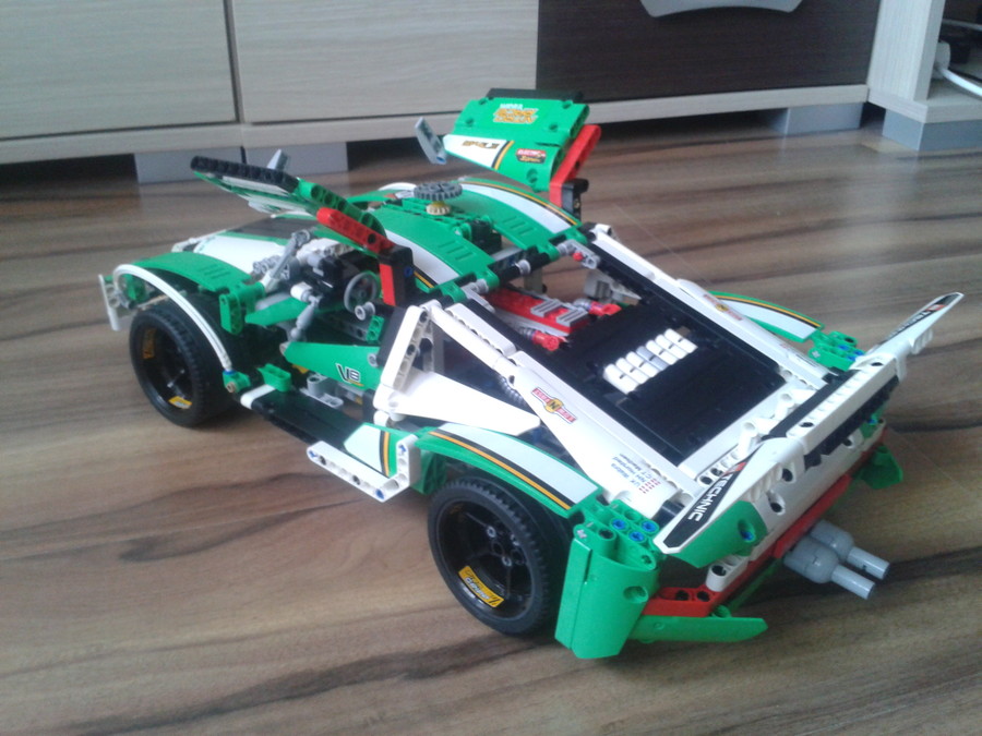 Porsche 911 ( átalakított 42039 )