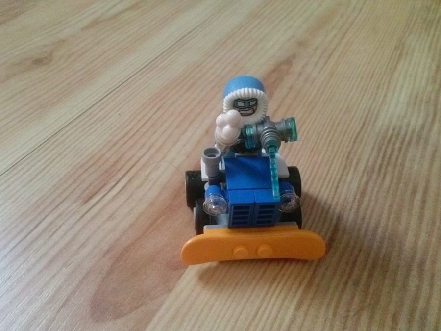 Mini szuperhős szett: Flash Cold kapitány ellen
