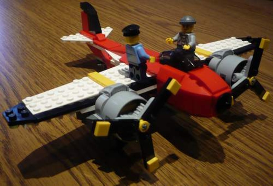 Propeller kalandok 1. Kétmotoros repülő