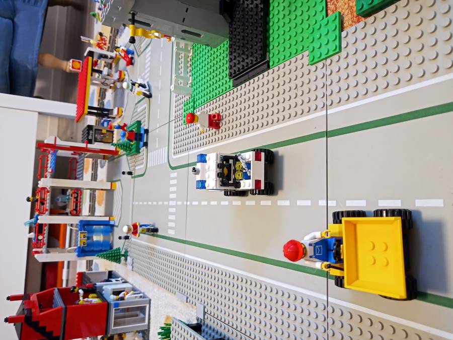 Lego City alapítva 1983
