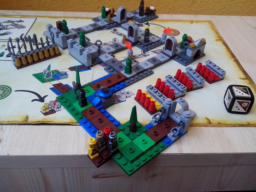 Heroica társas