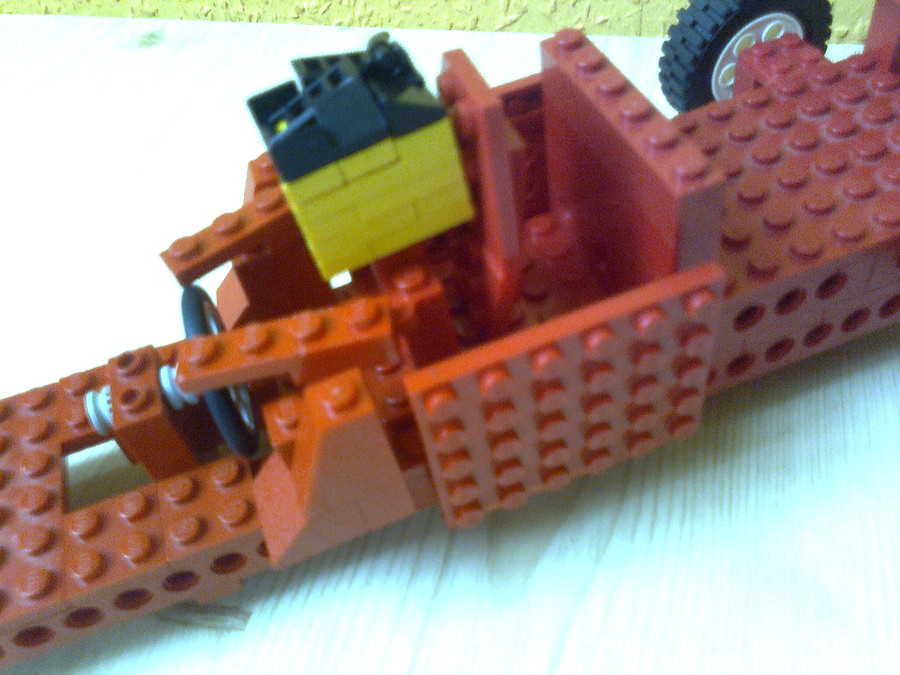 Red Dragster 