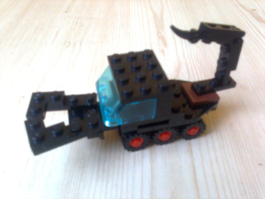 Skorpiómobil KBM