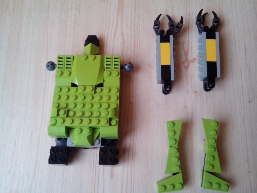 RoboTomi