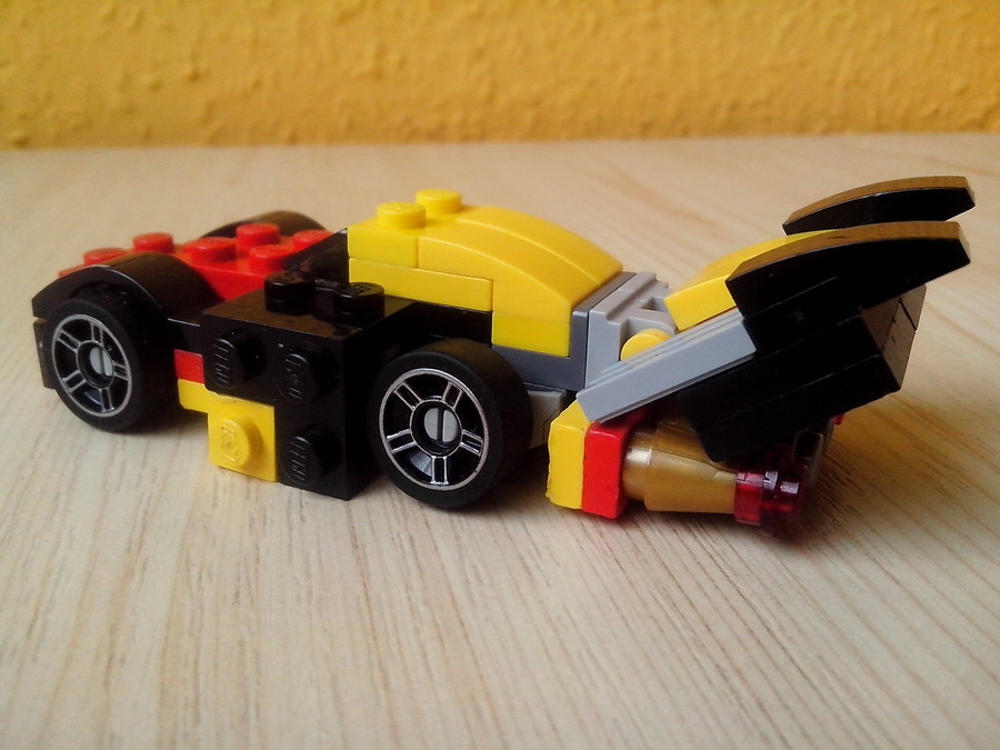Fantasy car KBM 31027