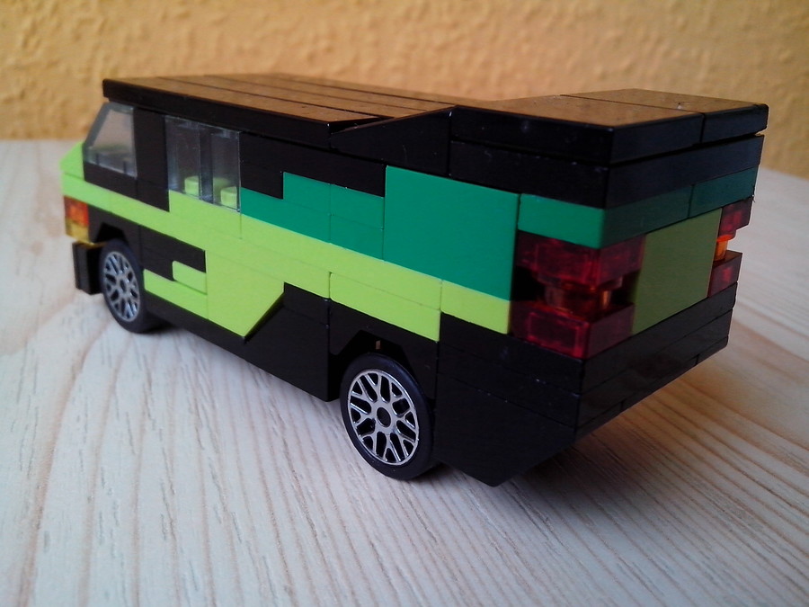 Dodge Van Weekender 