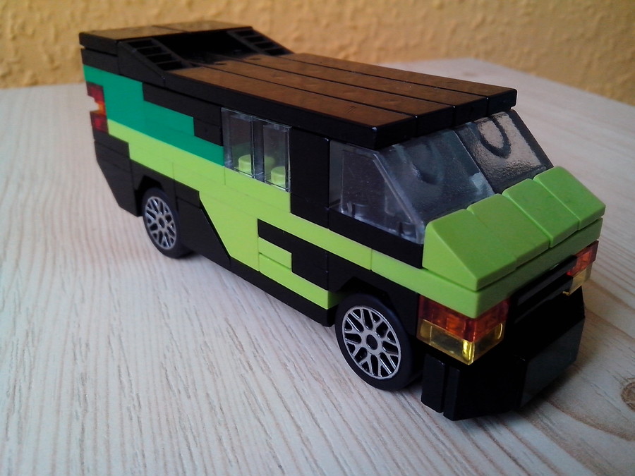 Dodge Van Weekender 