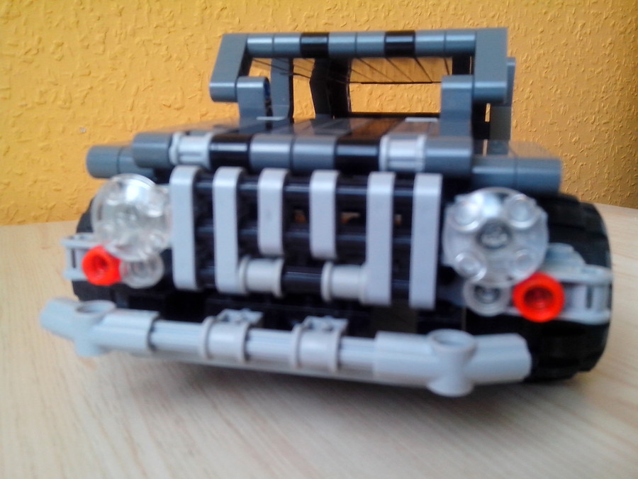 Technic Hummer