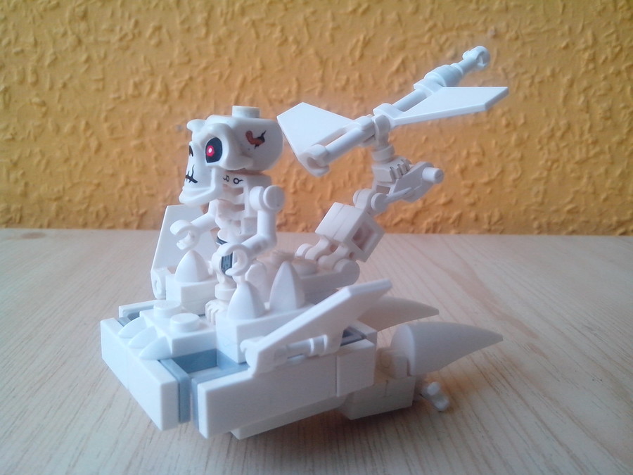 Skeleton repülője KBM