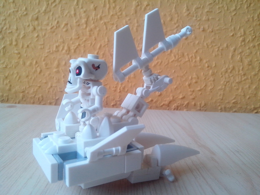 Skeleton repülője KBM