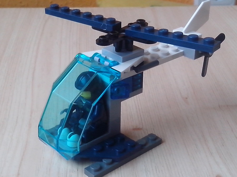Rendőrségi helikopter