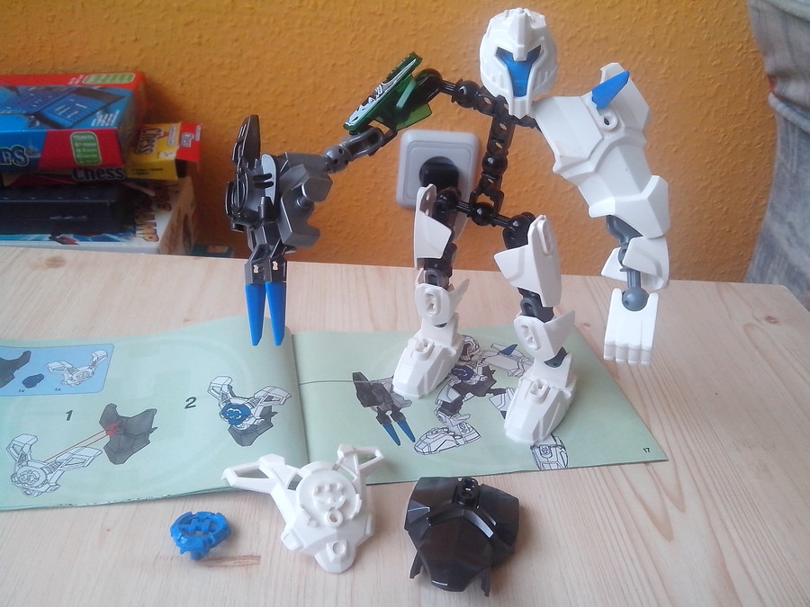 Hero Factory 2145