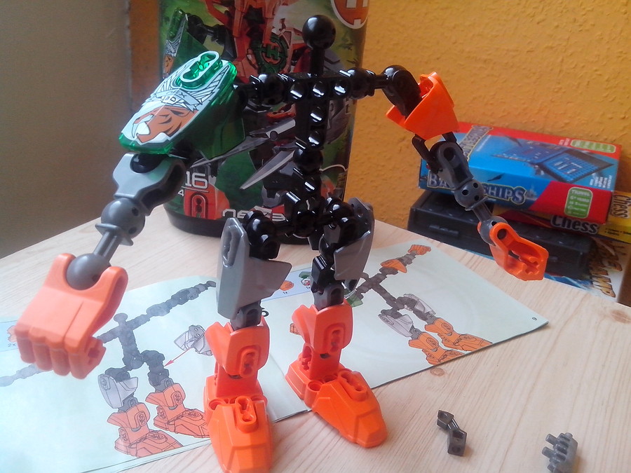 Hero Factory 2144