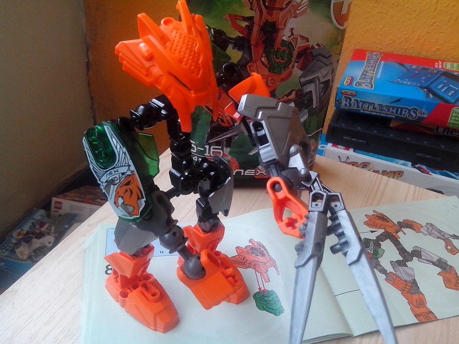 Hero Factory 2144
