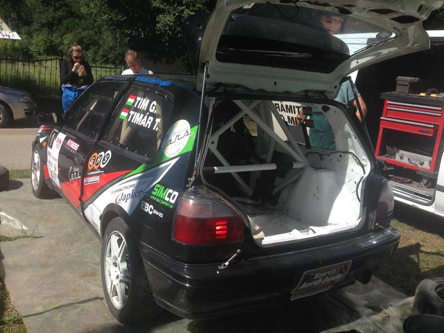 Nissan Sunny GTi